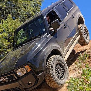 Dissent Off - Road Step Sliders | Toyota Land Cruiser (2024 - 2025) - Truck Brigade