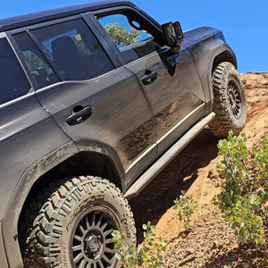 Dissent Off - Road Step Sliders | Toyota Land Cruiser (2024 - 2025) - Truck Brigade