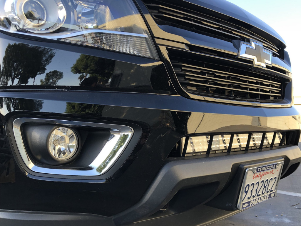 Cali Raised 32" Lower Bumper Hidden LED Light Bar Brackets Kit | Chevy Colorado (2014-2022)