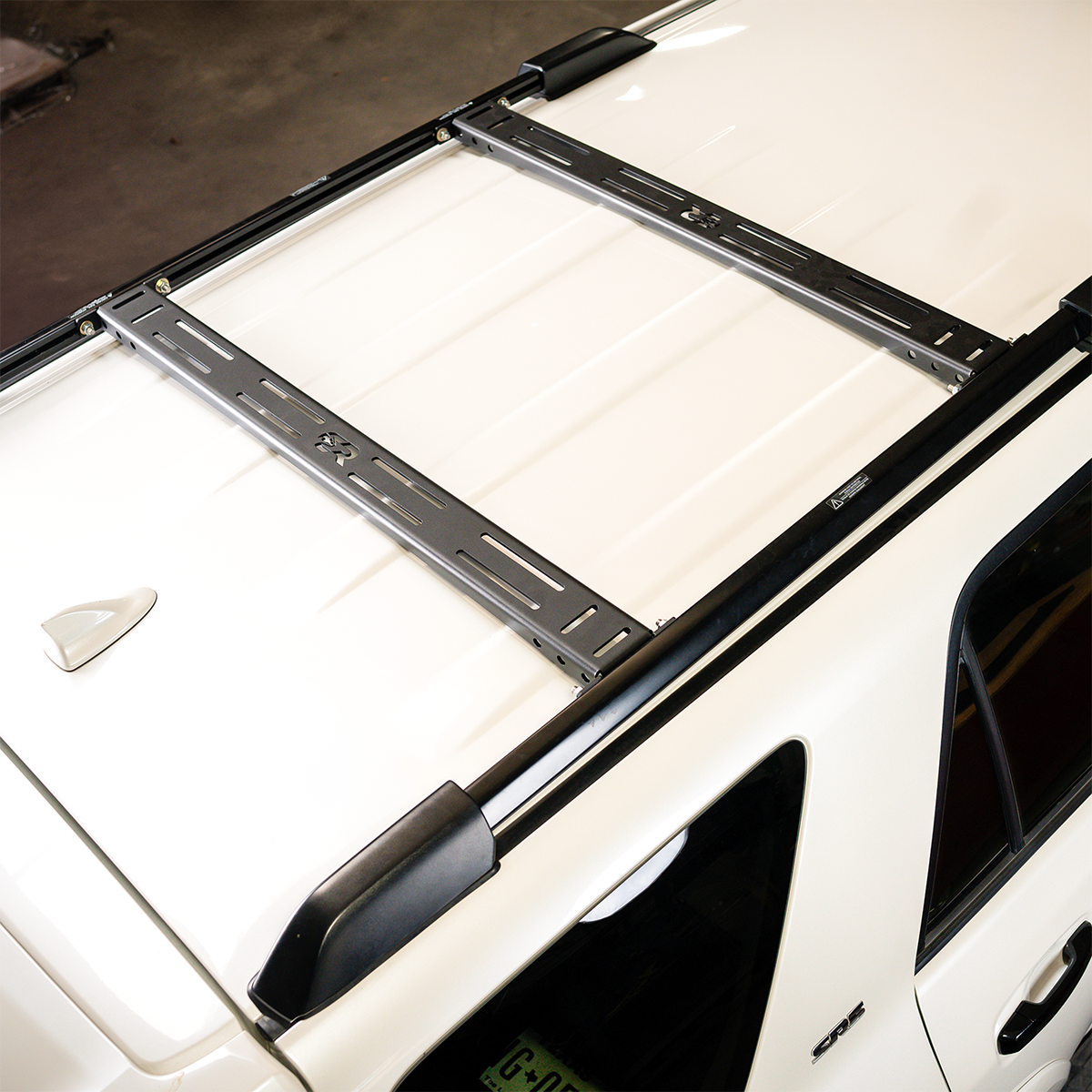Cali Raised Roof Cross Bars | Toyota 4Runner (2010-2024)