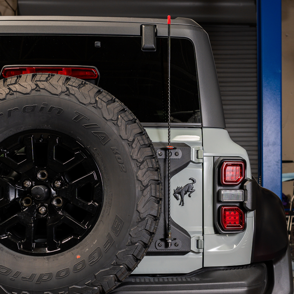 Cali Raised Rear Antenna Mount Fits 22+ Ford Bronco Raptor