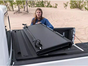 BAKFLIP MX4 Tonneau Cover | Jeep Gladiator (2020 - 2024) - Truck Brigade