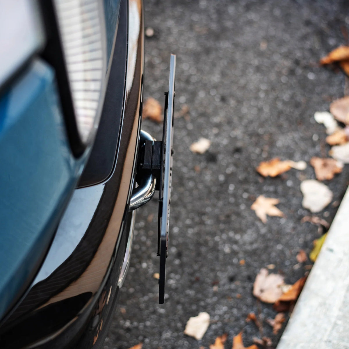 BuiltRight Industries License Plate Mount | Rivian R1S (2022 - 2024) - Truck Brigade