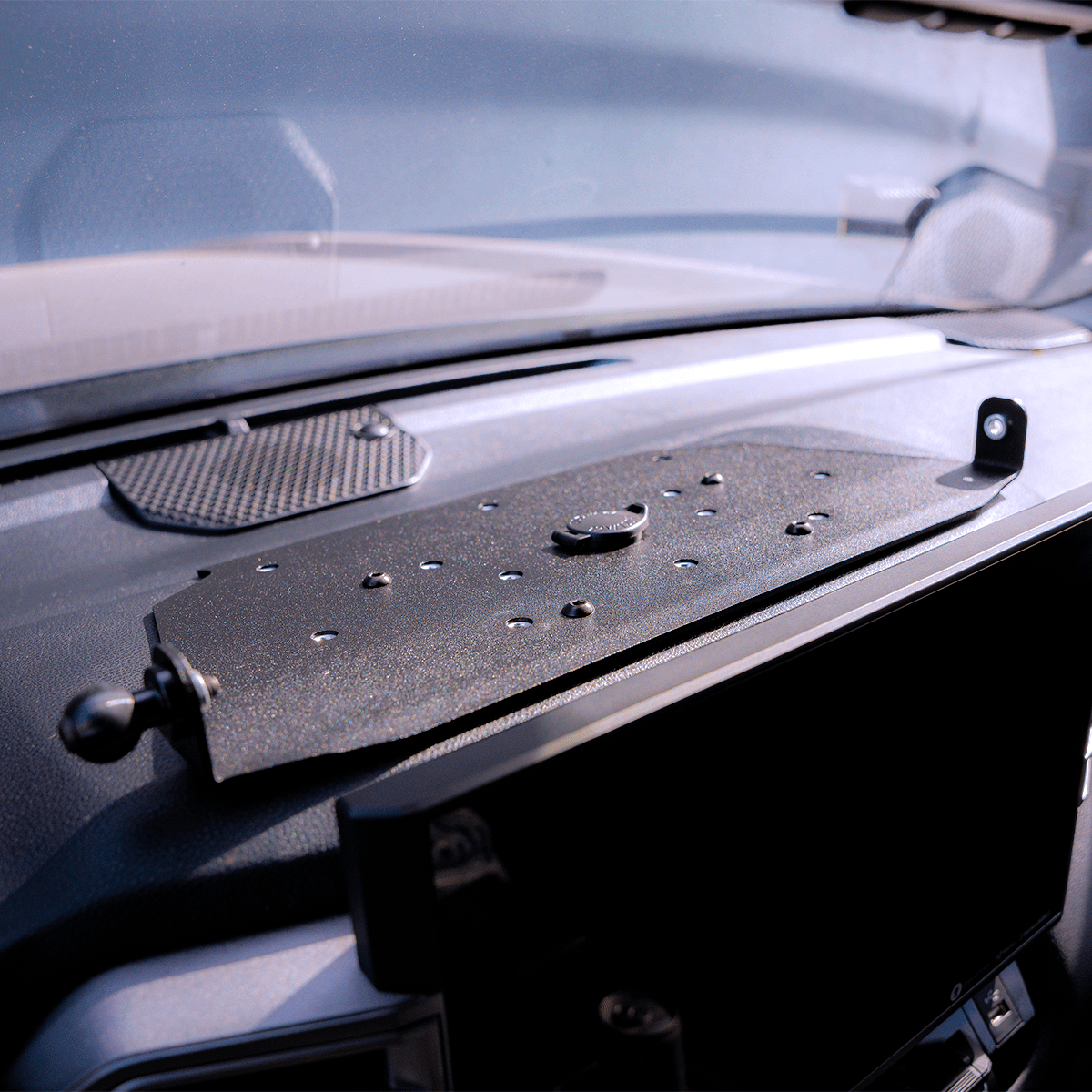 Cali Raised Dash Mount | Toyota Tundra (2022-2026) | Truck Brigade