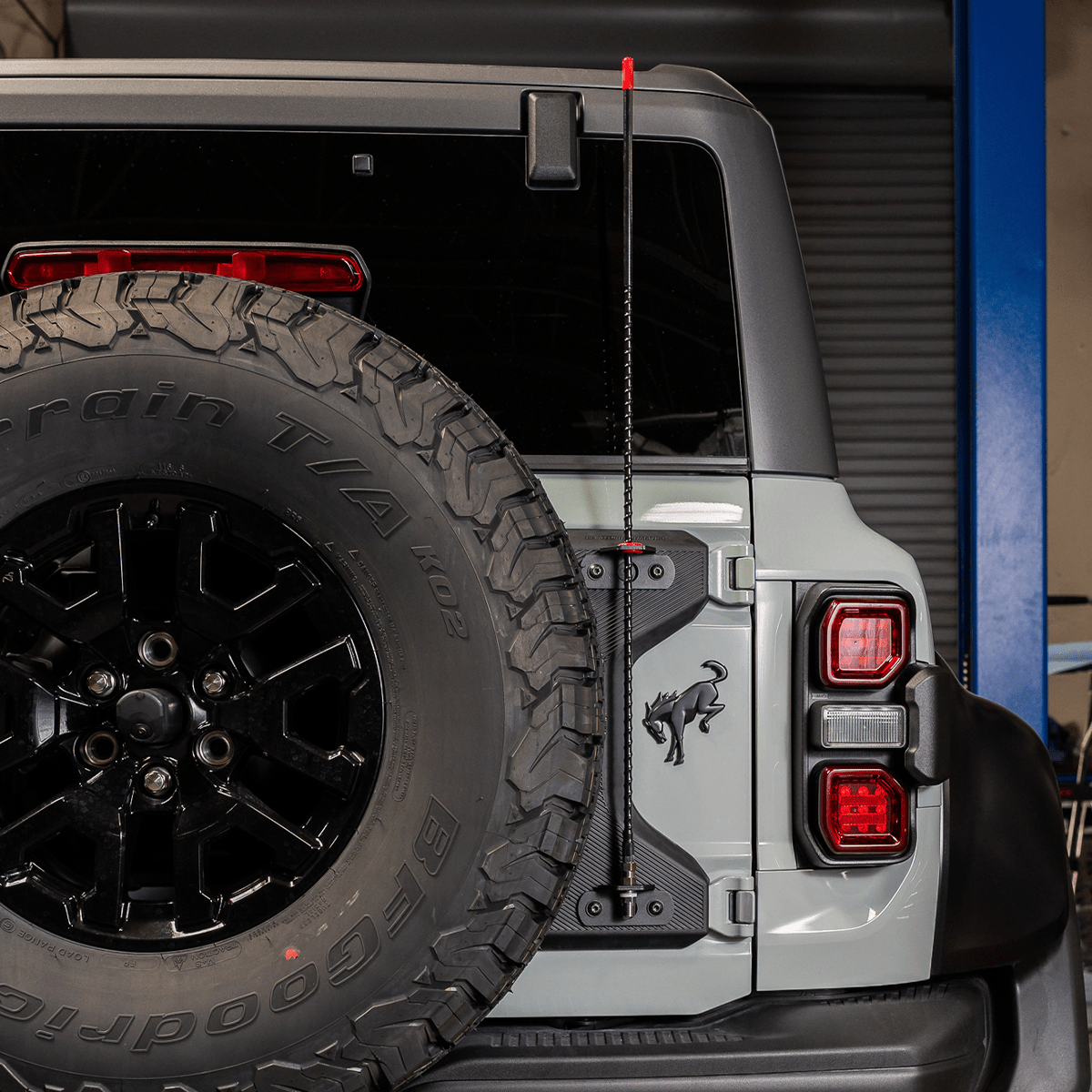 Cali Raised Rear Antenna Mount Fits 22+ Ford Bronco Raptor | Truck Brigade