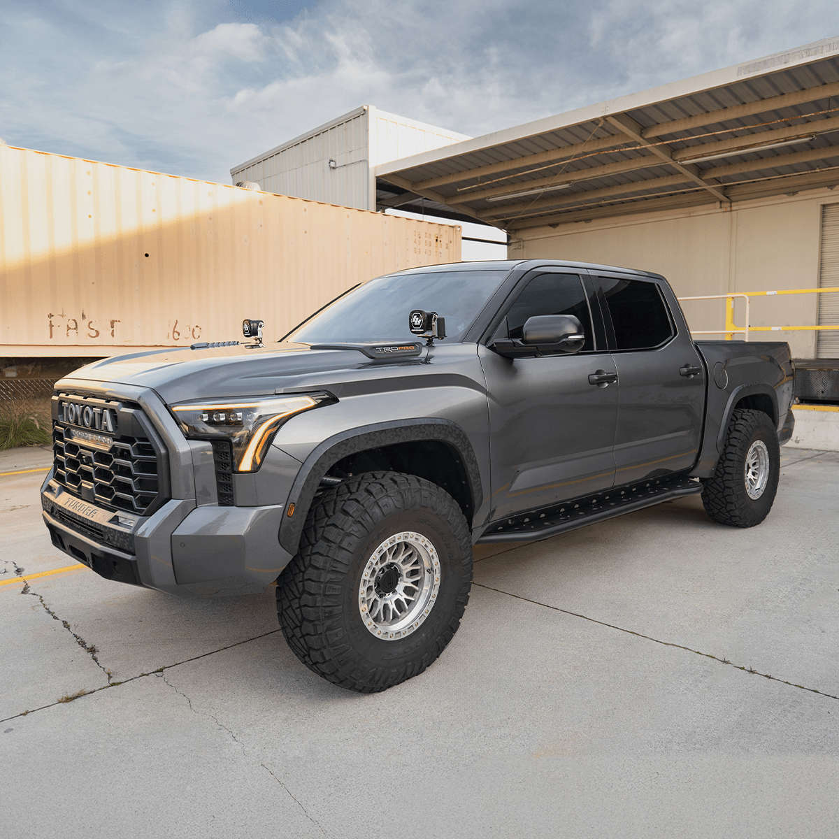 Cali Raised Rock Sliders | Toyota Tundra (2022 - 2026) - Truck Brigade