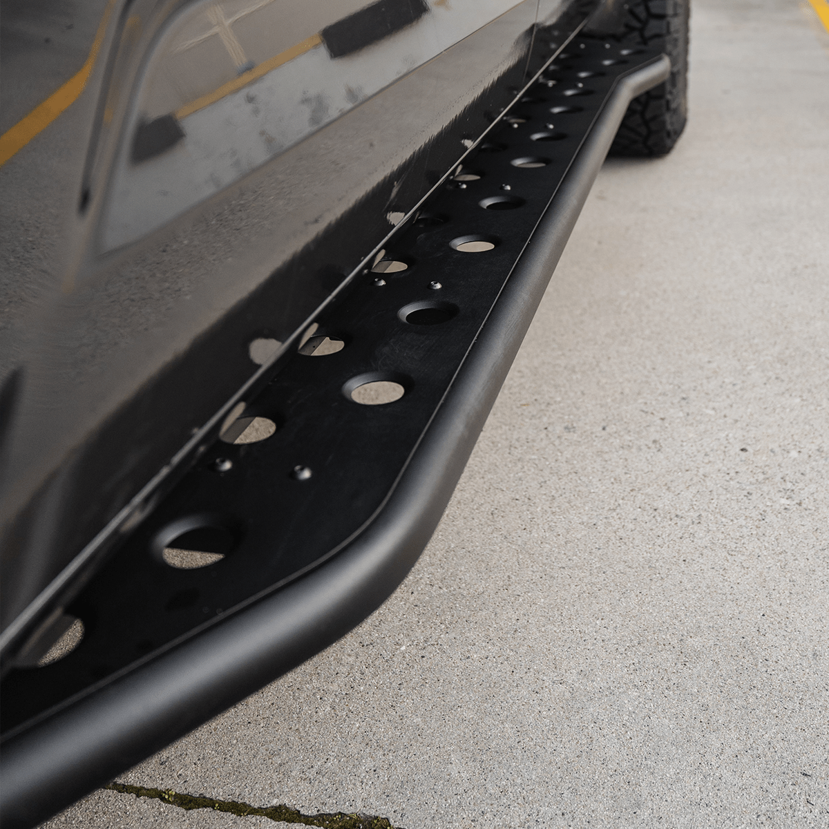 Cali Raised Rock Sliders | Toyota Tundra (2022 - 2026) - Truck Brigade