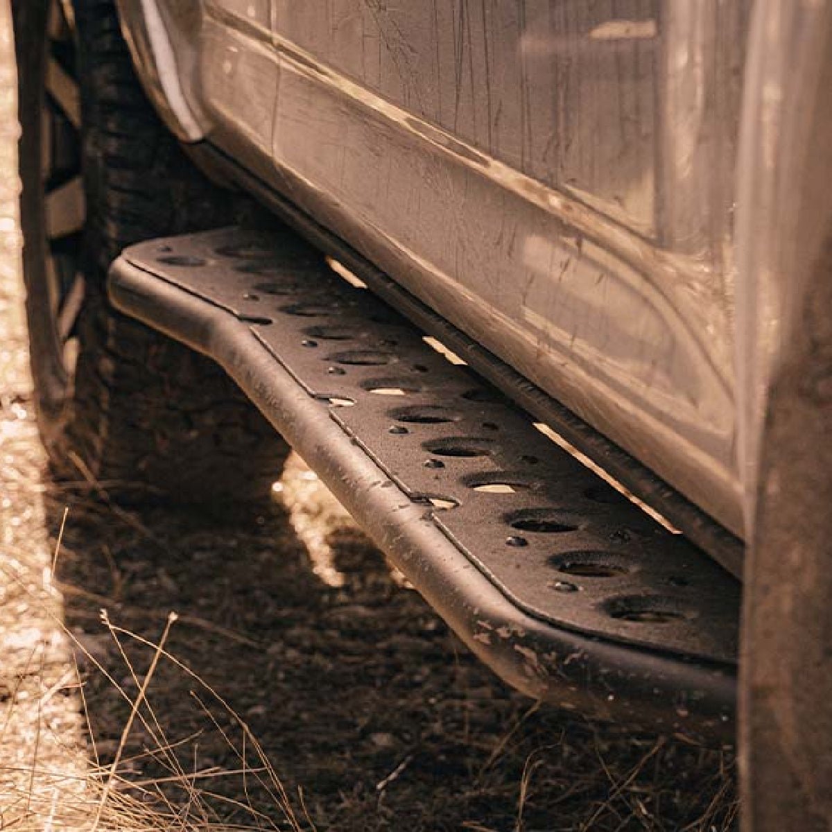 Cali Raised Step Edition Bolt-On Rock Sliders | Toyota Tacoma (2024) - Truck Brigade