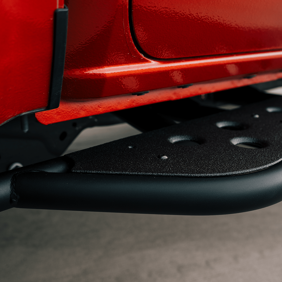 Cali Raised Step Edition Bolt-On Rock Sliders | Toyota Tacoma (2024) | Truck Brigade