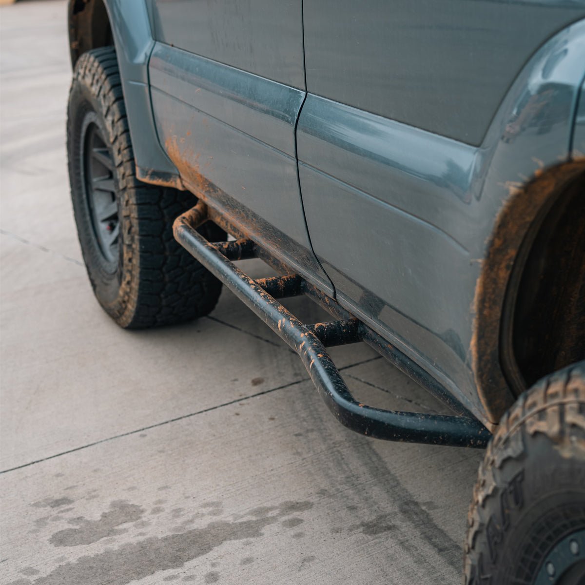 Cali Raised Step Edition Rock Sliders | Lexus GX470 (2003-2009) | Truck Brigade
