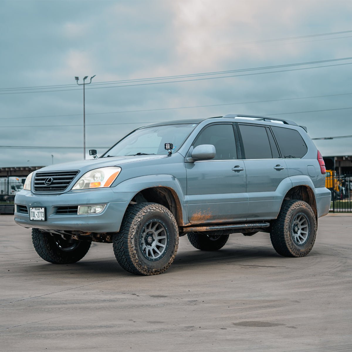 Cali Raised Step Edition Rock Sliders | Lexus GX470 (2003-2009) | Truck Brigade