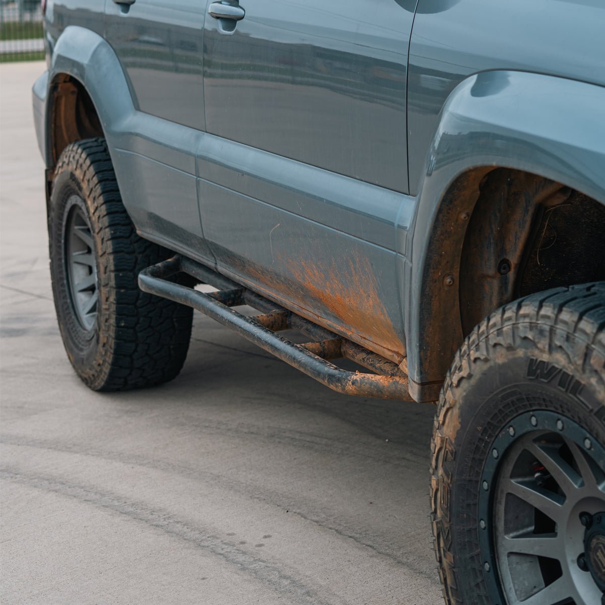 Cali Raised Step Edition Rock Sliders | Lexus GX470 (2003-2009) | Truck Brigade