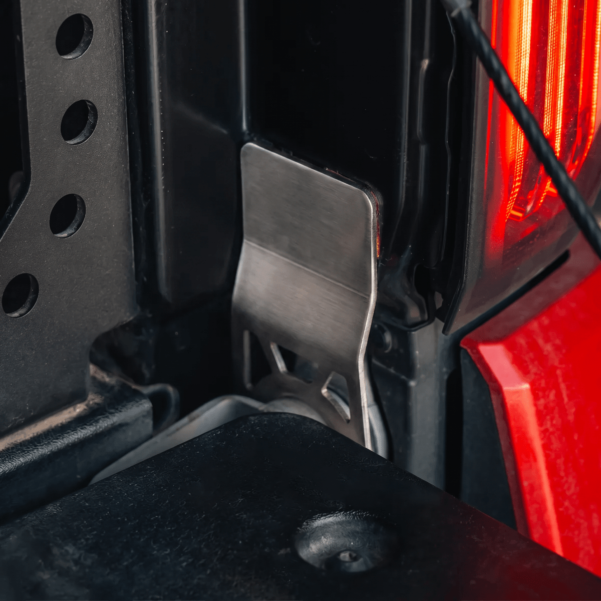 Cali Raised Tailgate Theft Protector | Toyota Tacoma (2024+) | Truck Brigade