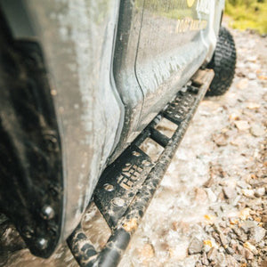 CBI Offroad Overland Series Bolt-On Rock Sliders | Toyota Tundra (2007-2021) - Truck Brigade