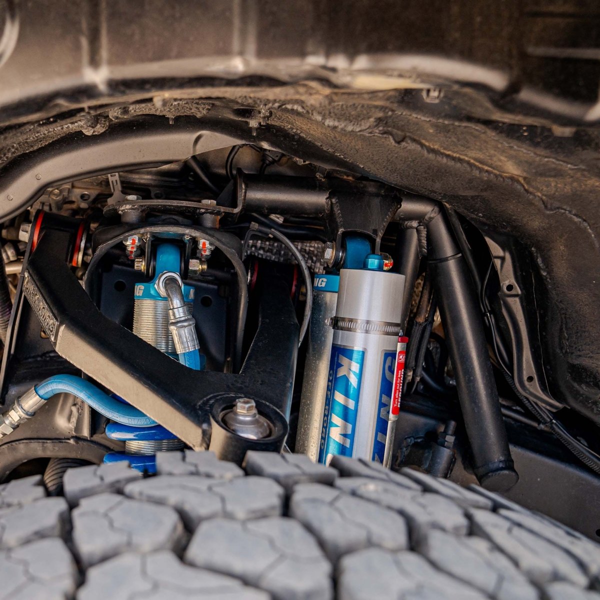 Dirt King Bypass Shock Hoop Kit | Toyota Tundra (2007 - 2021) | Truck Brigade