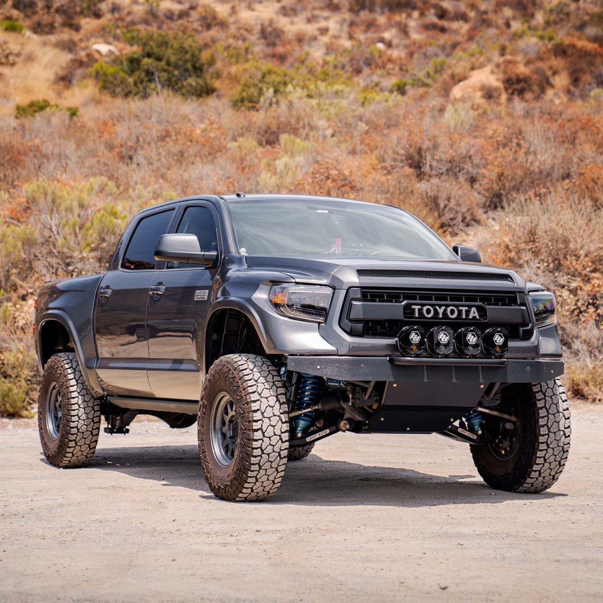 Dirt King Long Travel Kit | Toyota Tundra (2007 - 2021) | Truck Brigade