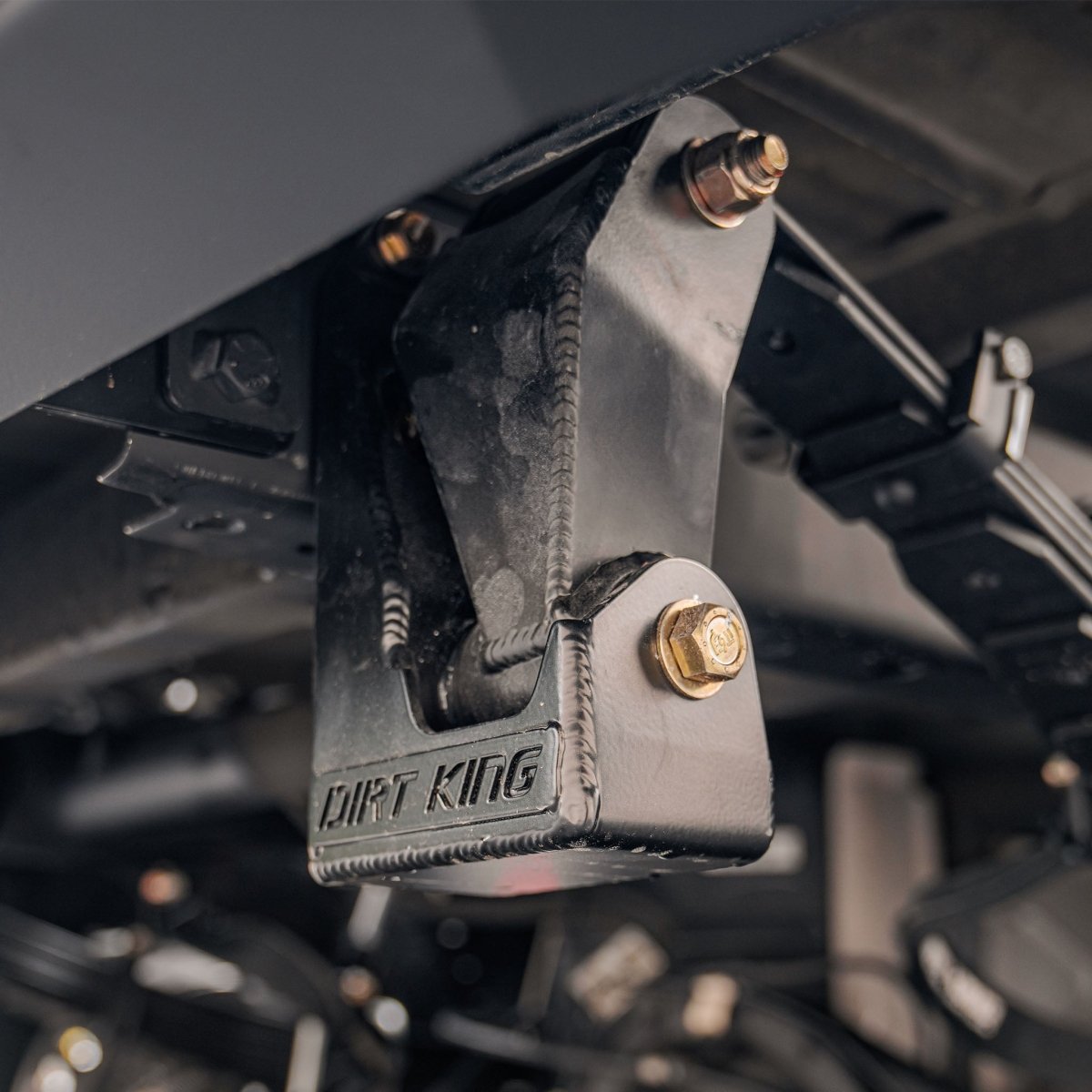 Dirt King Long Travel Shackles | GMC Sierra 1500 (1999 - 2018) | Truck Brigade