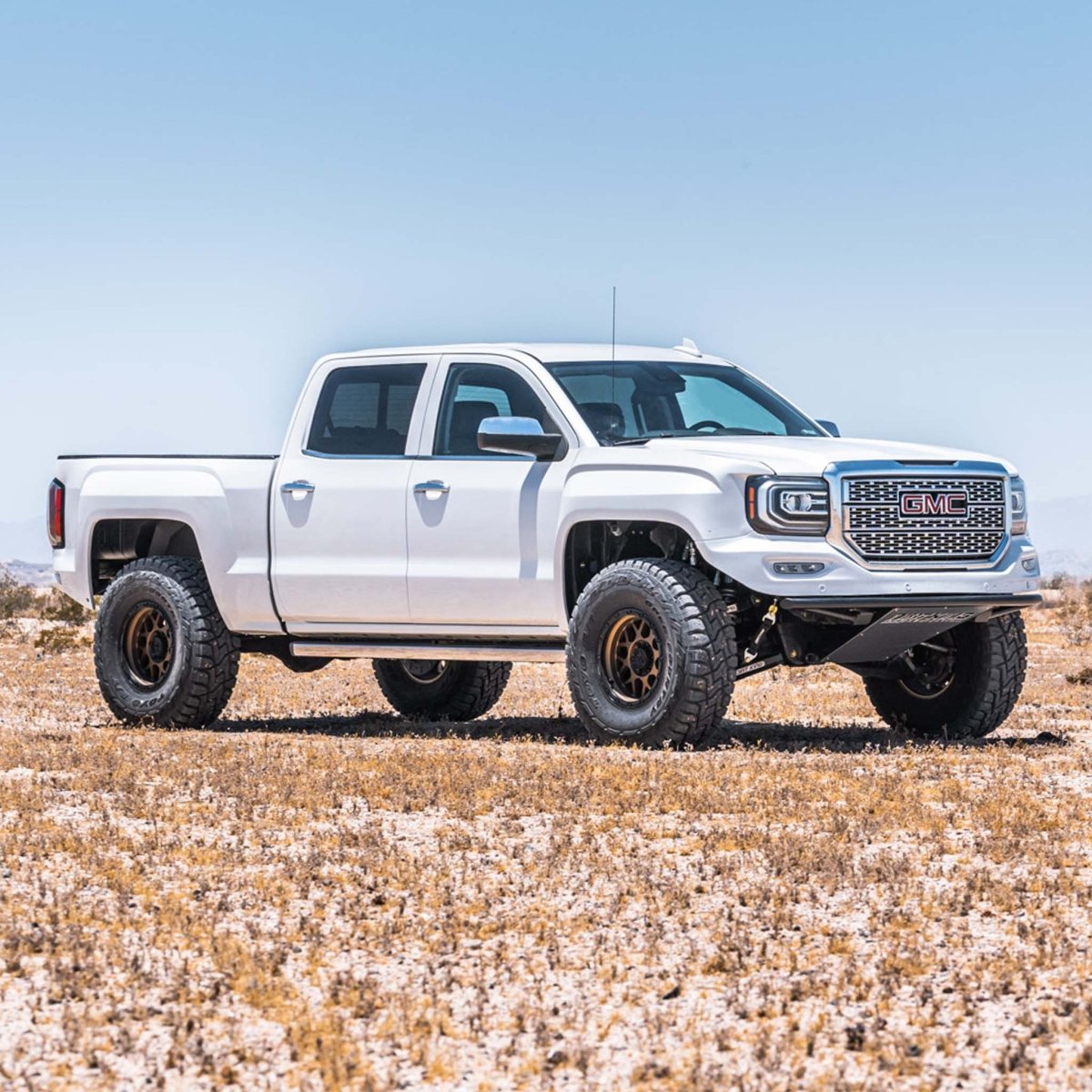 Dirt King Long Travel Shackles | GMC Sierra 1500 (1999 - 2018) | Truck Brigade