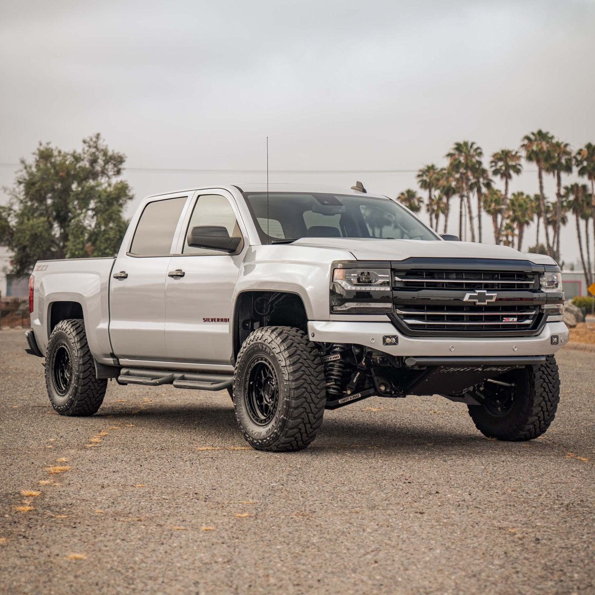 Dirt King Prerunner Front Bumper | GMC Sierra 1500 (2007 - 2013) | Truck Brigade