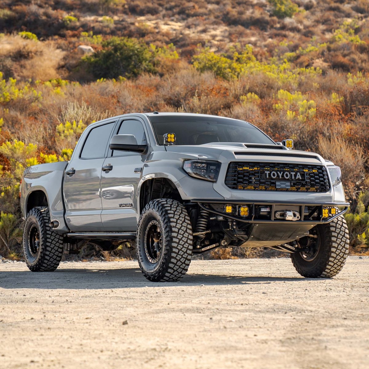 Dirt King Rear Shock Mounts with Bump Pads | Toyota Tundra (2007 - 2021) | Truck Brigade