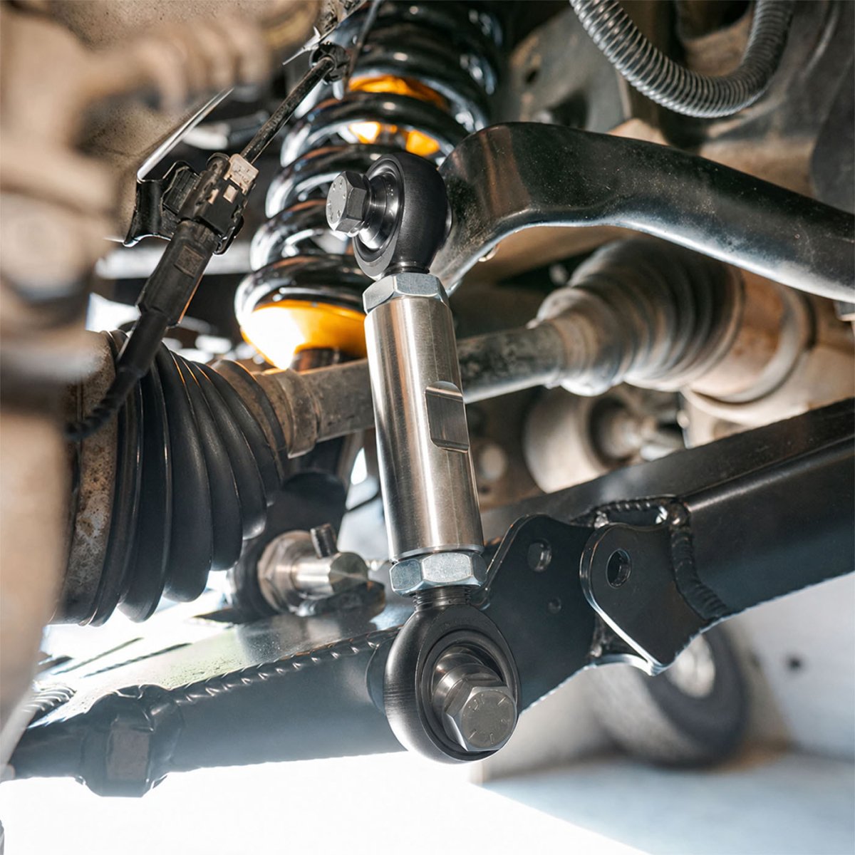 Dirt King Sway Bar Kit | Chevy Silverado 1500 (2019-2025) | Truck Brigade