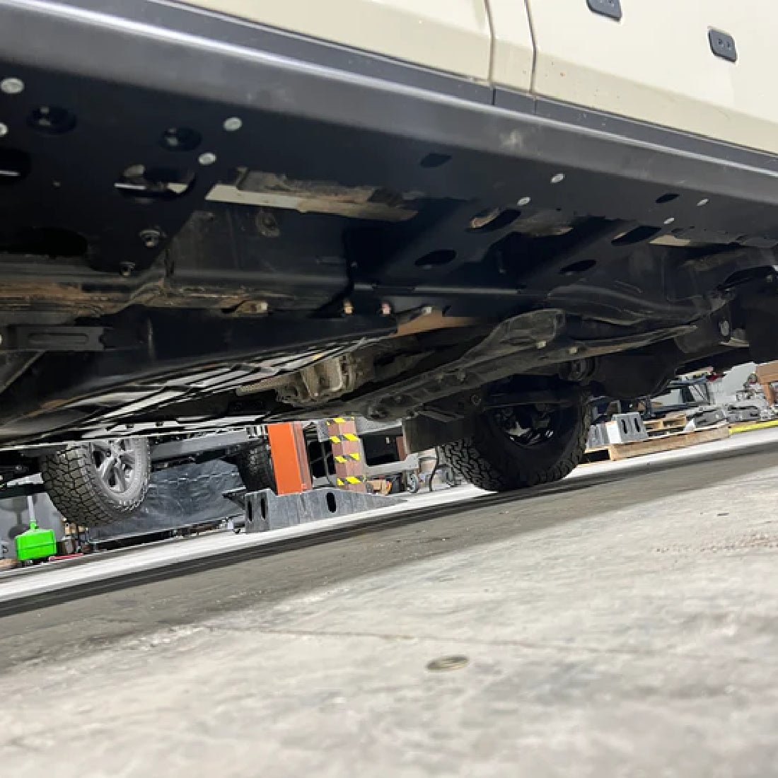 Dissent Off-Road Step Sliders | Ineos Grenadier (2023-2024) - Truck Brigade