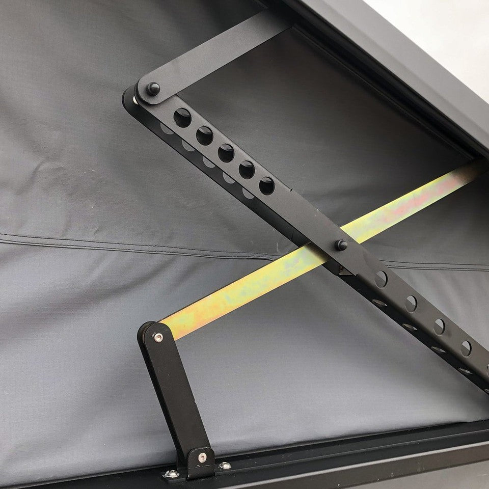 Eezi-Awn Stealth Hard Shell Roof Top Tent - Truck Brigade