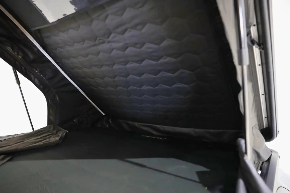Freespirit Recreation Aspen Pro XL Rooftop Tent | Truck Brigade