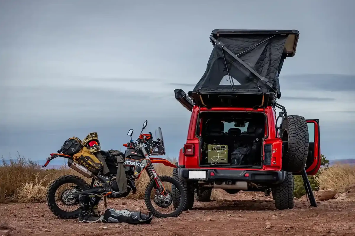 Freespirit Recreation Evolution XL Rooftop Tent | Truck Brigade