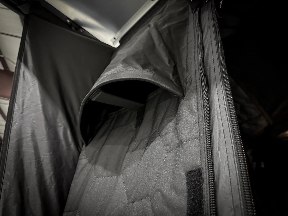 Freespirit Recreation Evolution XL Rooftop Tent | Truck Brigade