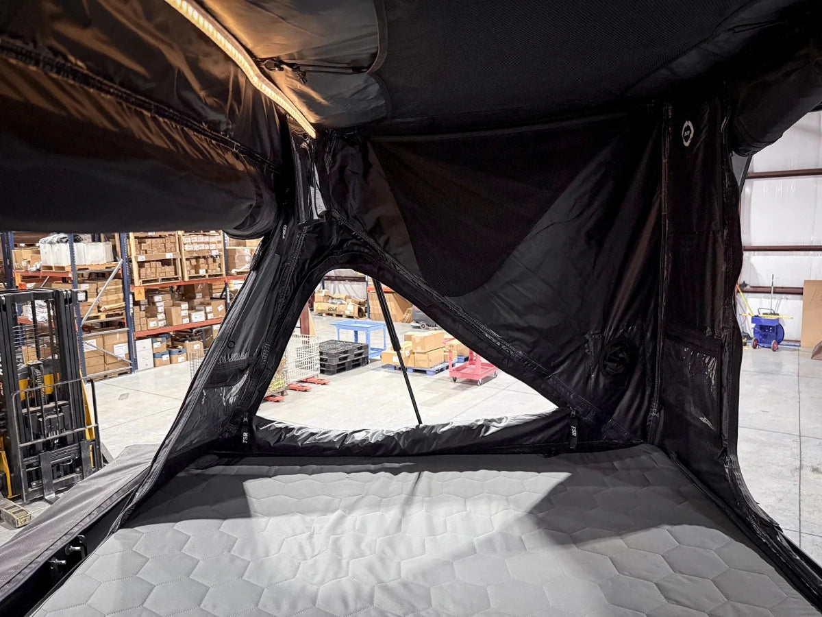 Freespirit Recreation Evolution XL Rooftop Tent | Truck Brigade