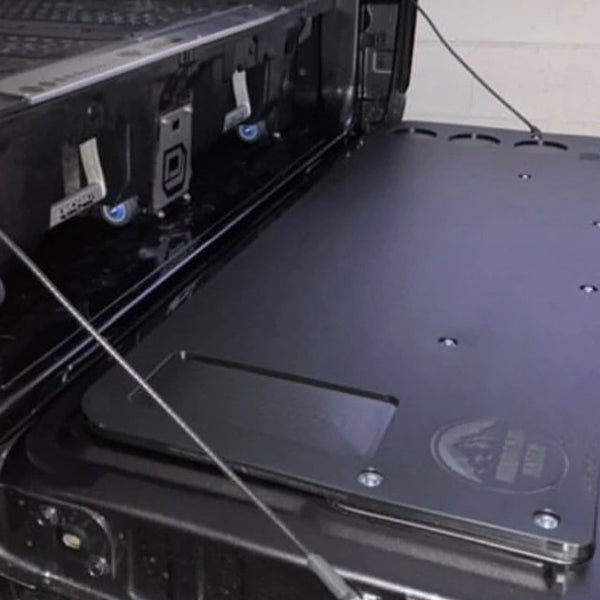 mountain-hatch-tailgate-insert