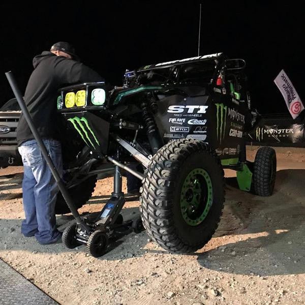 Pro Eagle 2 Ton Big Wheel &quot;The Beast&quot; Off Road Jack - Truck Brigade