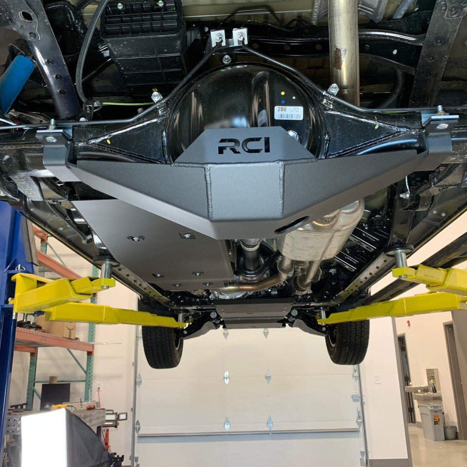 RCI Offroad Rear Differential Skid Plate | Toyota Tundra (2007-2021) - Truck Brigade