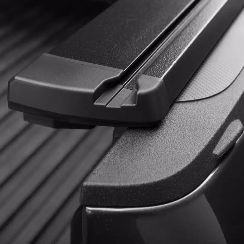 Retrax EQ Tonneau Cover | GMC Sierra 1500 (2019 - 2024) - Truck Brigade