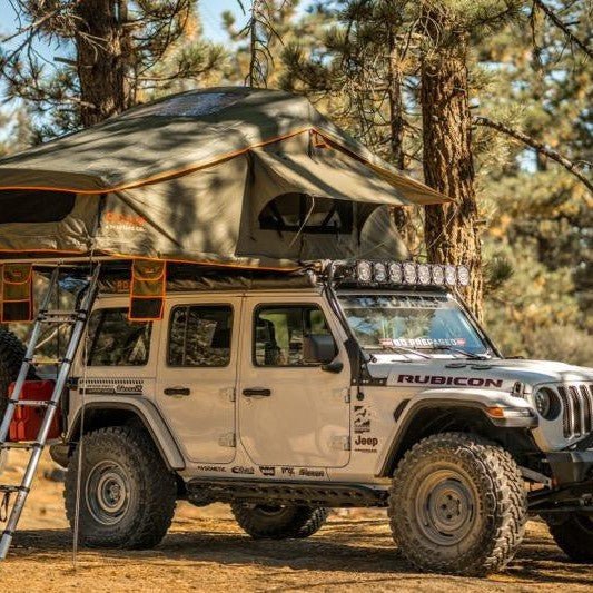 roam roof top tent Vagabond XL Rooftop Farbe:BLUE FOG Valamar Istra | Campingplatz water accessories The Vagabond camping tent