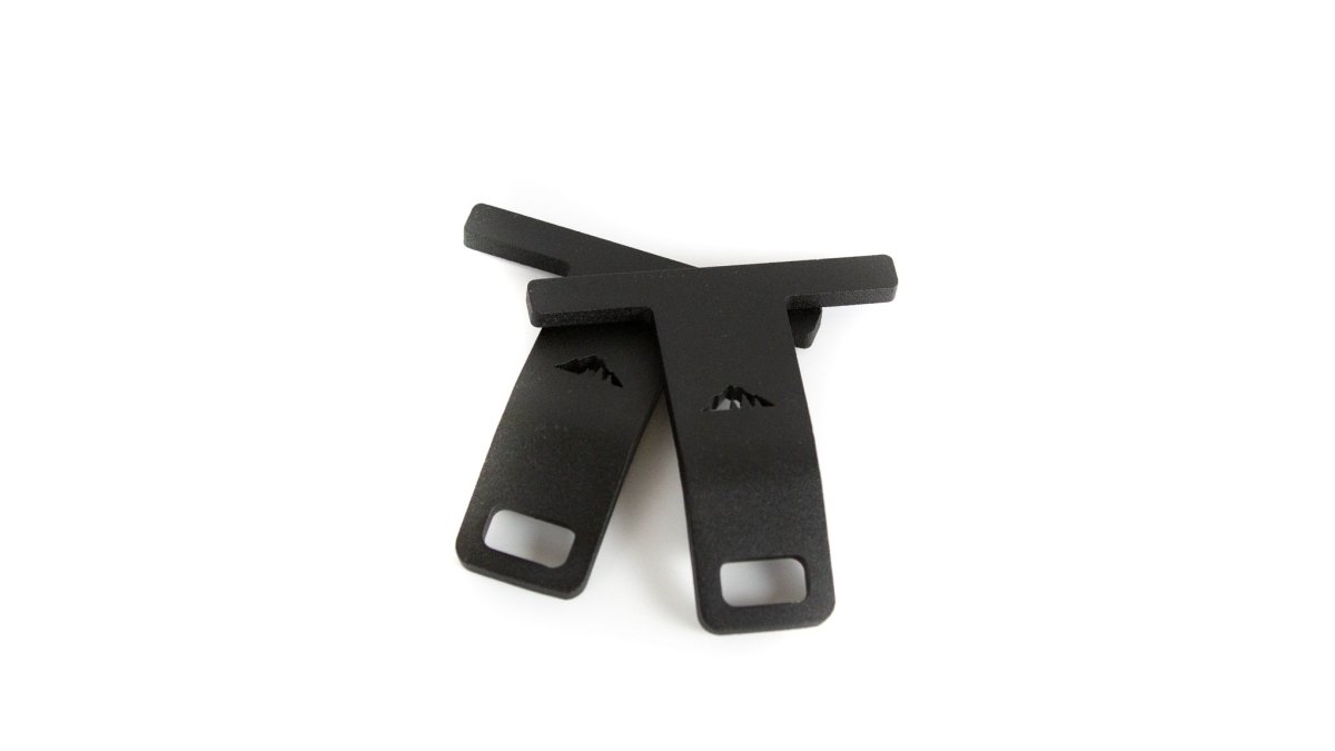 Sherpa ROAM Case Cooler and Tie Downs | Truck Brigade