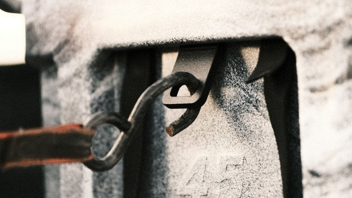 Sherpa ROAM Case Cooler and Tie Downs | Truck Brigade