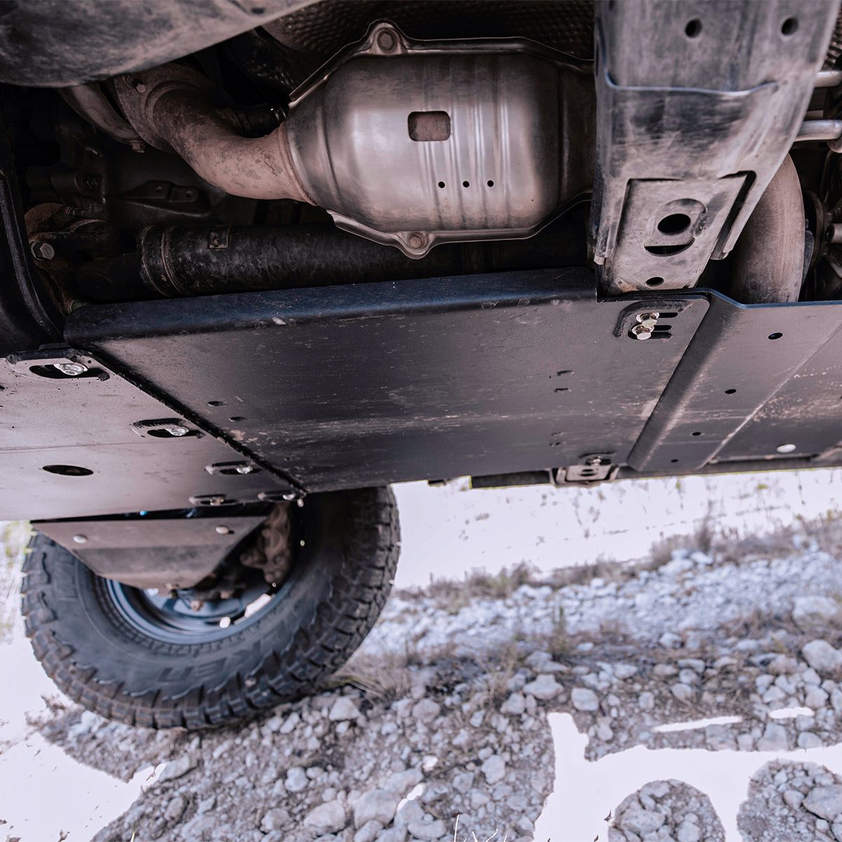 Cali Raised Transmission Skid Plate | Toyota FJ Cruiser (2010-2014)