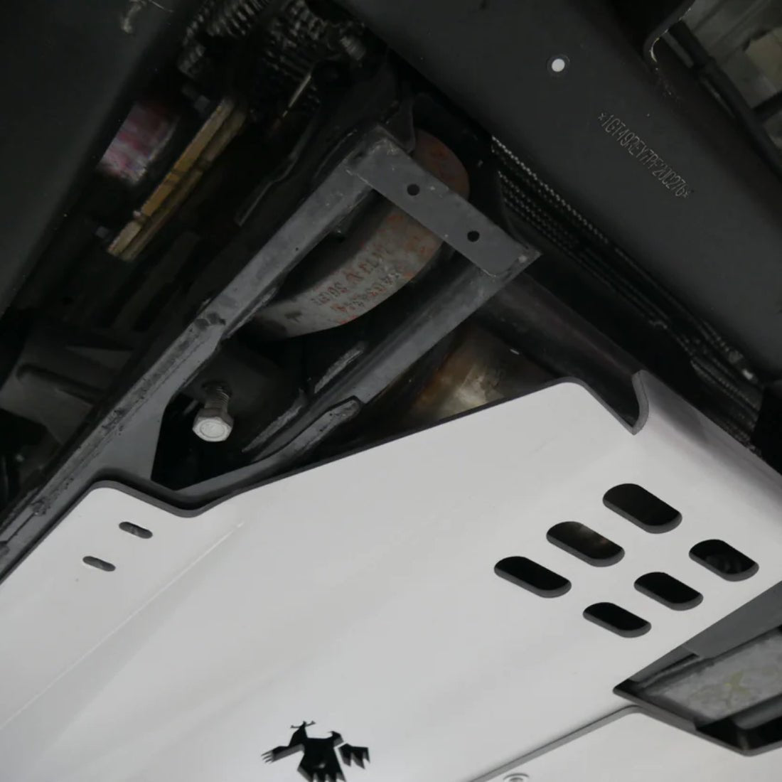 Talons Garage Transfer Case Skid Plate | GMC Sierra 2500 (2020-2024) - Truck Brigade